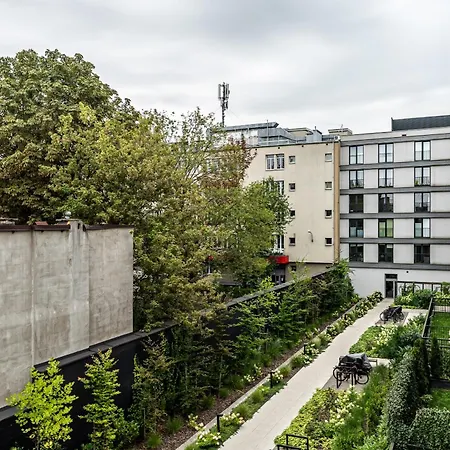 Apollo Masarska 6 Krakow